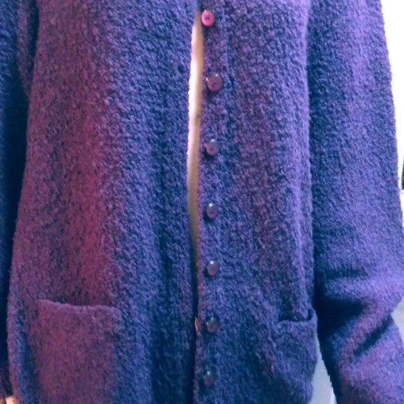 Cardigan - Picture 2 of 2